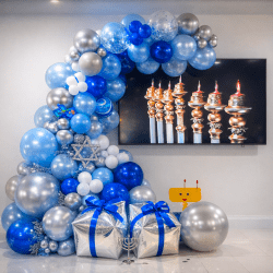 Balloon Garland Hanukkah #1